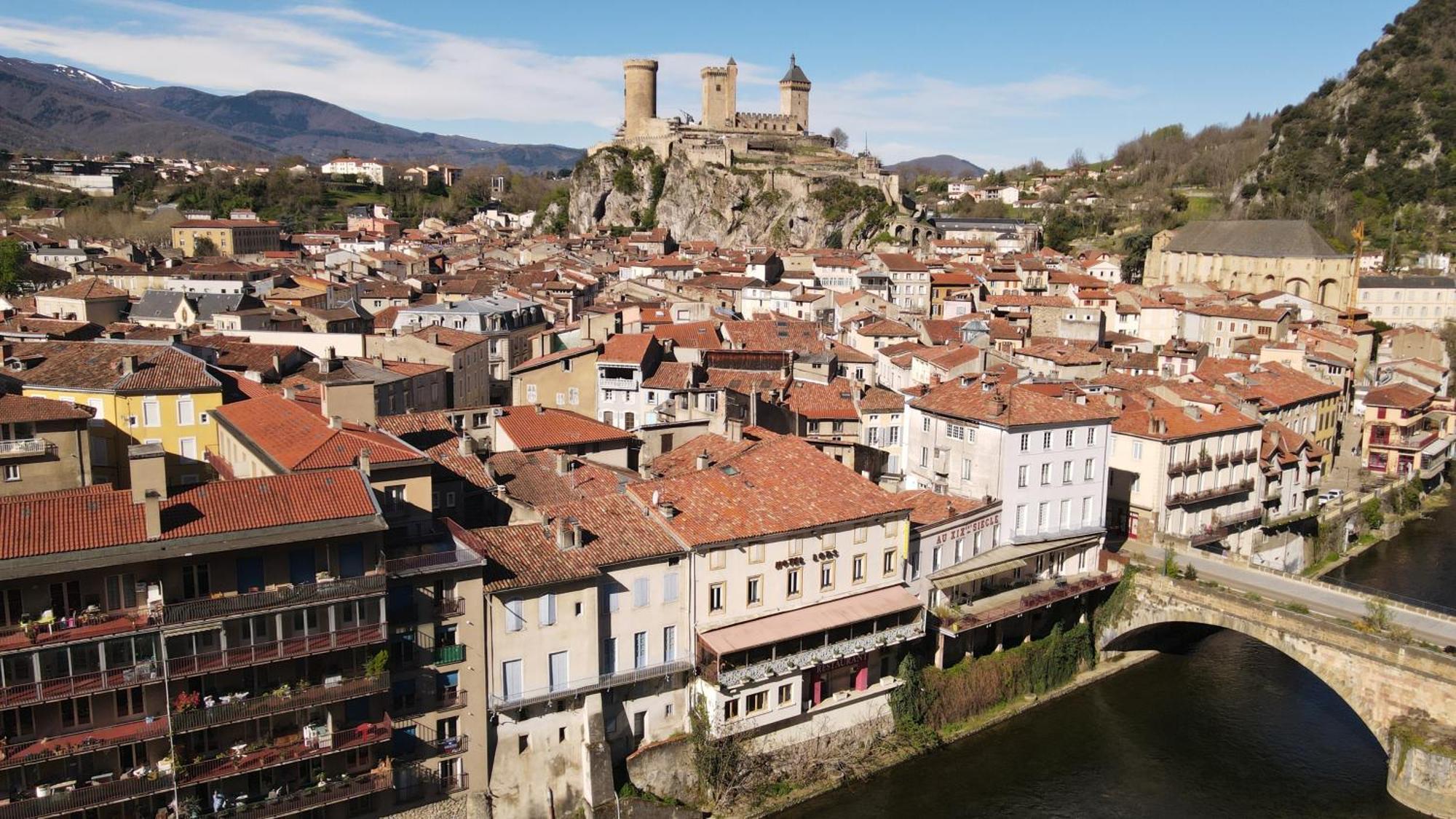 Hotel Le Lons Foix Exterior foto